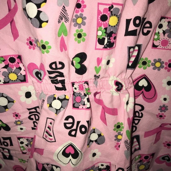 Pink woman’s scrub top with Brest cancer awareness ribbon and hearts - Picture 6 of 6